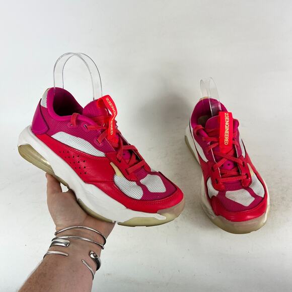 Nike Air Jordan 200E Sneakers Womens 7 Red Lace-Up Athletic Sneakers DH7381-606 - Picture 1 of 10